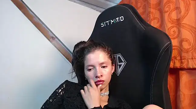 Snapshot of sweetdam12 chatting on February 27, 9:14 pm sweetdam12 online show from February 27, 9:14 pm