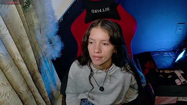 sweetdam12 online show from February 16, 8:18 pm