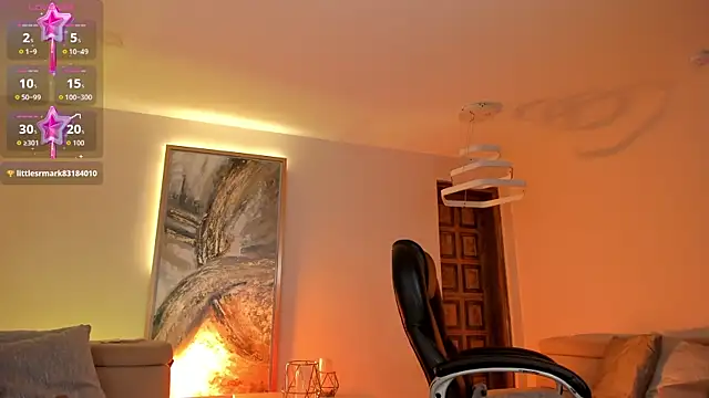 GiaFerrara online show from June 21, 5:52 pm