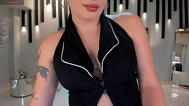 GiaFerrara online show from December 22, 7:58 pm