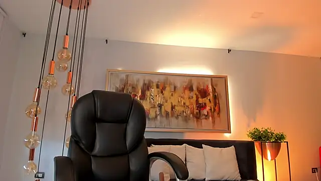 GiaFerrara online show from April 15, 7:18 pm