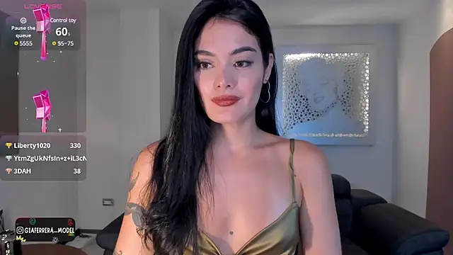 Snapshot of GiaFerrara chatting on March 7, 1:31 am GiaFerrara online show from March 7, 1:31 am