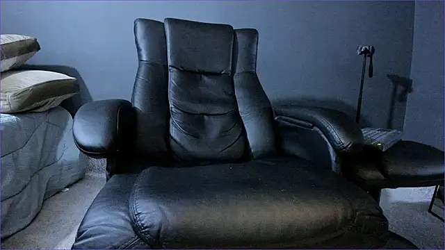 Brock hurn1 online show from February 19, 12:07 am