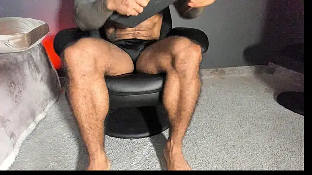 Snapshot of Brock_hurn1 chatting on October 3, 12:58 am Brock hurn1 online show from October 3, 12:58 am