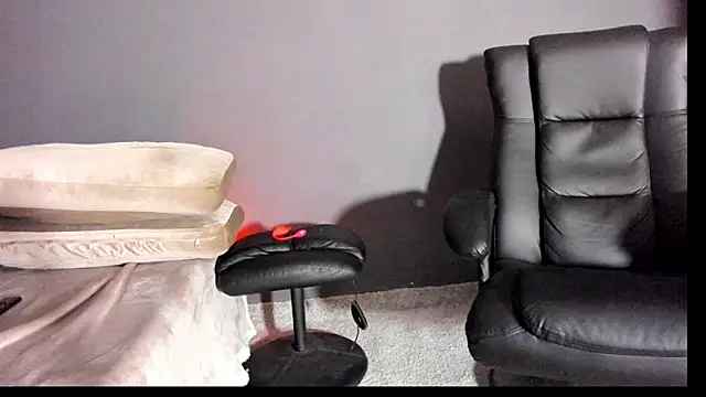 Snapshot of Brock_hurn1 chatting on September 22, 12:16 am Brock hurn1 online show from September 22, 12:16 am