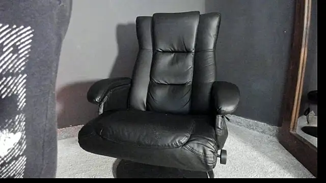 Snapshot of Brock_hurn1 chatting on September 12, 2:12 am Brock hurn1 online show from September 12, 2:12 am