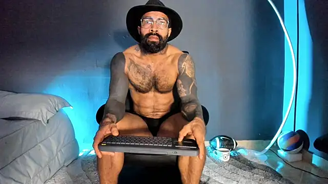 Snapshot of Brock_hurn1 chatting on March 12, 2:45 pm Brock hurn1 online show from March 12, 2:45 pm