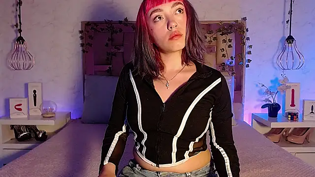 GigiVolkova online show from October 11, 7:48 pm