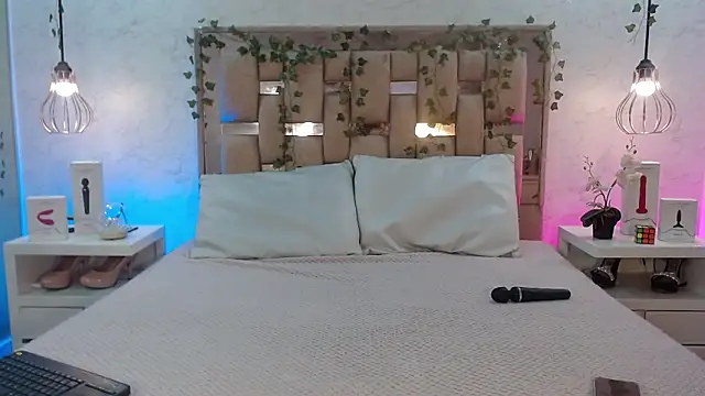 GigiVolkova online show from November 28, 2:12 am