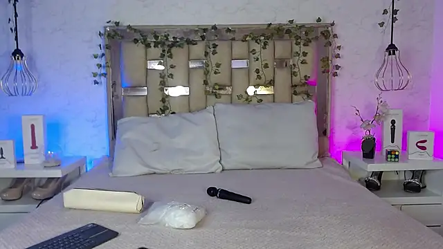 GigiVolkova online show from November 26, 3:28 am