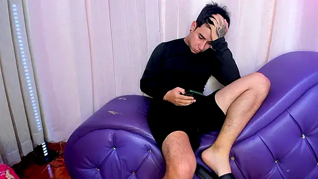 Yourslust  online show from March 10, 1:48 pm