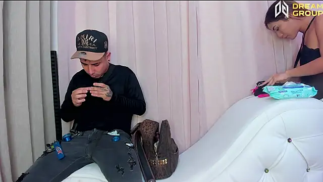 Yourslust  online show from March 29, 8:32 pm