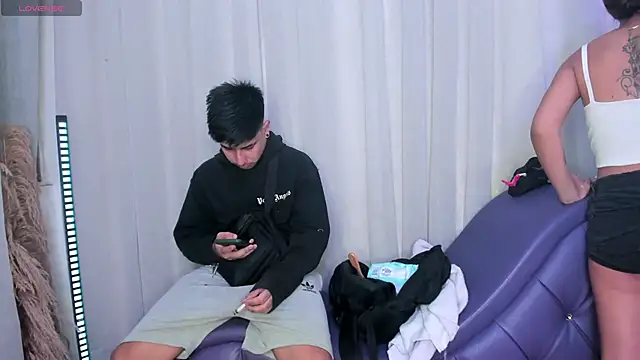 Yourslust  online show from November 13, 8:35 pm