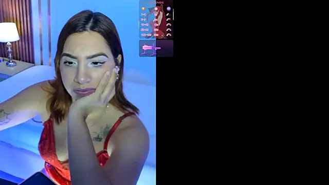 Snapshot of CamilaVegas_ chatting on June 20, 2:22 pm CamilaVegas online show from June 20, 2:22 pm