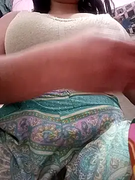 cute-mahek online show from February 10, 5:50 am