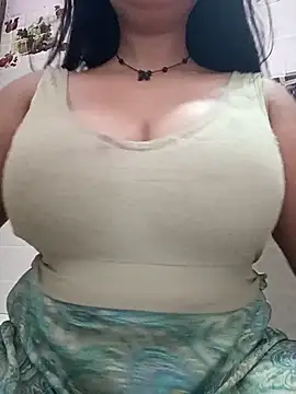 cute-mahek online show from April 1, 7:00 pm