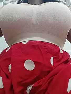 Snapshot of cute-mahek chatting on July 16, 8:39 pm cute-mahek online show from July 16, 8:39 pm