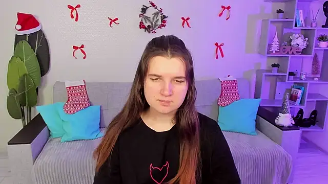 BonneyLove online show from January 11, 9:44 pm