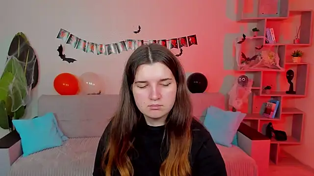 BonneyLove online show from October 17, 9:38 pm