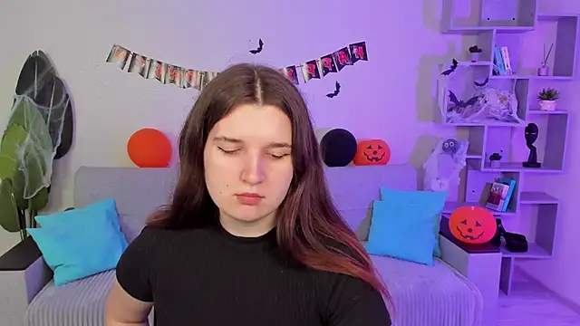 BonneyLove online show from November 3, 5:38 pm