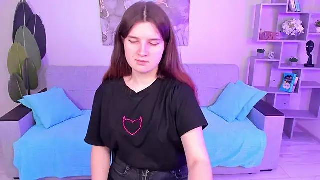 BonneyLove online show from February 13, 9:38 pm