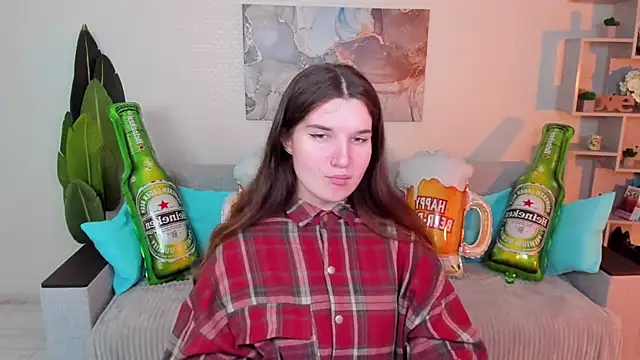 BonneyLove online show from September 18, 5:49 pm