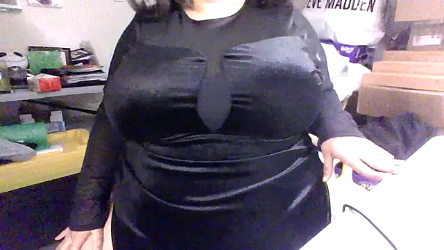 Snapshot of Enchanted_Succubus chatting on July 2, 1:06 am Enchanted Succubus online show from July 2, 1:06 am