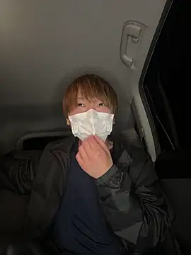 onimakura online show from May 3, 11:58 am