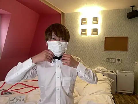 onimakura online show from April 14, 12:10 pm