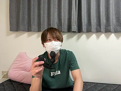 onimakura online show from May 4, 11:13 am
