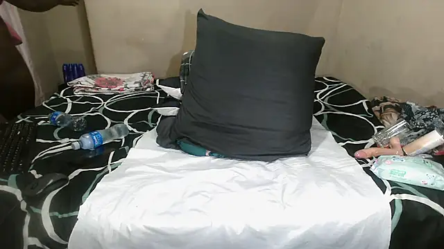 WetwetPussy31 online show from February 21, 10:15 pm