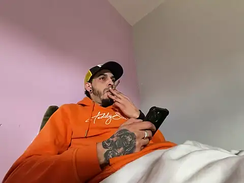 Rebeu313 online show from March 10, 11:03 am