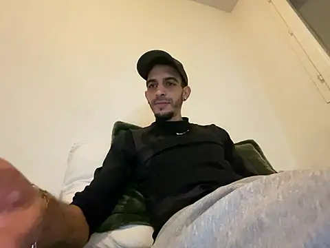 Rebeu313 online show from January 12, 6:47 pm