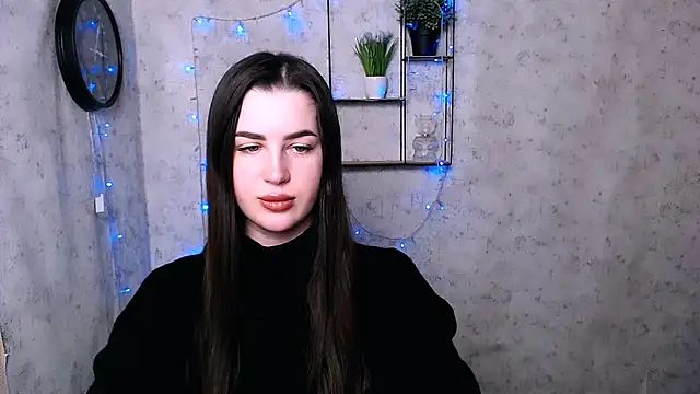 DivaKaily  online show from December 12, 5:42 am