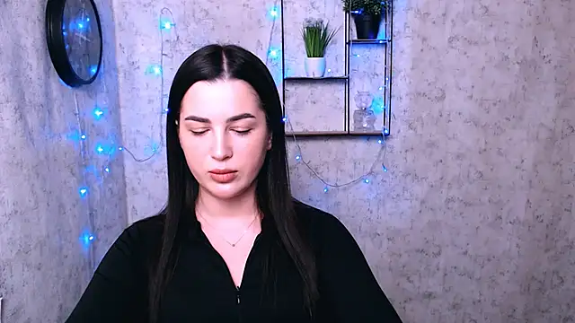 DivaKaily  online show from February 4, 9:28 am