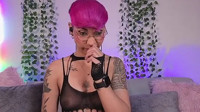 MiaMorgan  online show from March 13, 2:22 pm