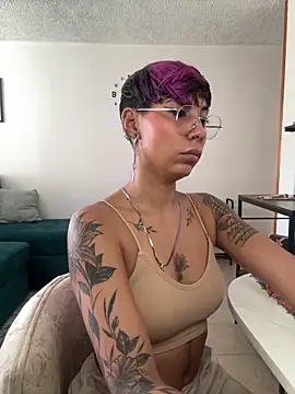 Snapshot of MiaMorgan_ chatting on June 10, 2:51 pm MiaMorgan online show from June 10, 2:51 pm