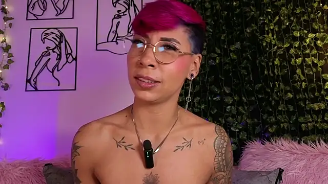 MiaMorgan  online show from October 11, 12:39 pm