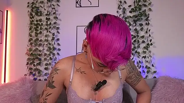 MiaMorgan  online show from March 4, 10:01 am