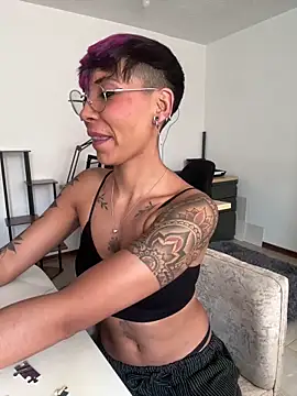 Snapshot of MiaMorgan_ chatting on May 29, 2:45 pm MiaMorgan online show from May 29, 2:45 pm