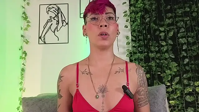 MiaMorgan  online show from January 12, 2:02 pm