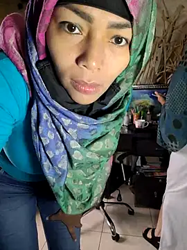 NAJWA-ARAB online show from September 9, 2:15 pm