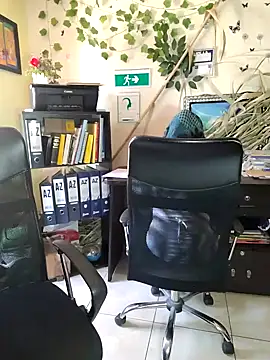 NAJWA-ARAB online show from January 27, 2:13 pm