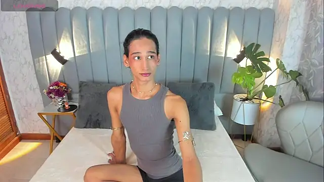 Snapshot of skyyfoxpraga chatting on November 10, 12:10 pm skyyfoxpraga online show from November 10, 12:10 pm