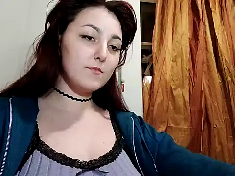 Snapshot of MiaStika chatting on February 9, 9:06 pm MiaStika online show from February 9, 9:06 pm