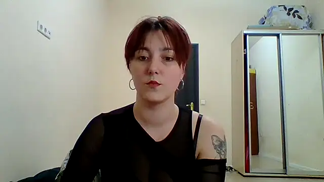 Snapshot of MiaStika chatting on March 12, 4:56 pm MiaStika online show from March 12, 4:56 pm