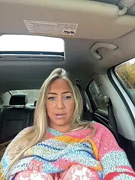 sunshinekisses online show from October 21, 3:22 pm