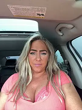 sunshinekisses online show from March 28, 5:25 pm