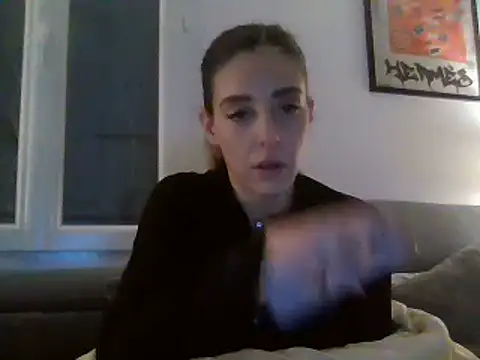 MissBella131 online show from December 10, 4:38 pm