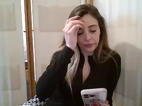 MissBella131 online show from February 19, 4:44 pm